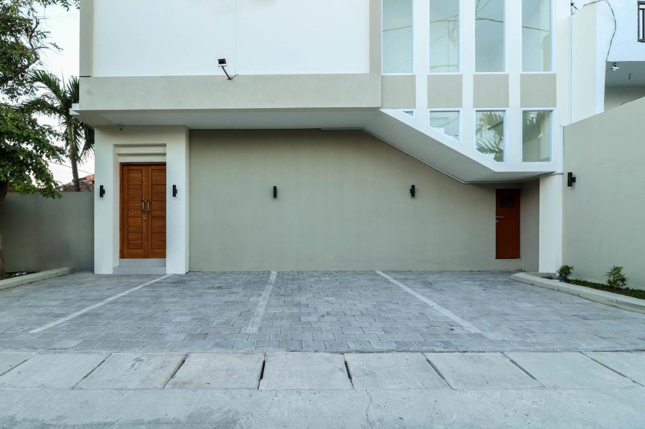 Oyo 1200 Kencana Residence Jimbaran Exterior foto